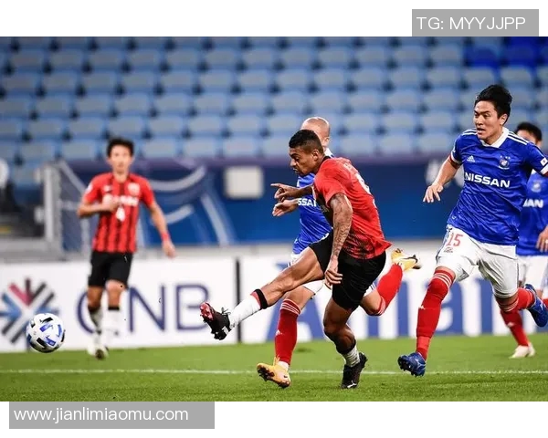 日乙联赛焦点战福冈黄蜂主场迎战横滨挑战赛况分析